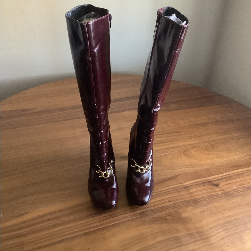Steve Madden Burgundy Patten Leather Boots